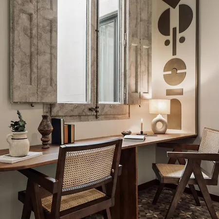 Cotoca - 3 Bedrooms And Balcony In Eixample Dreta