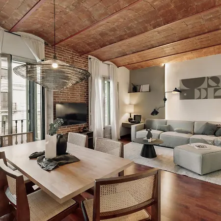 Cotoca - 3 Bedrooms And Balcony In Eixample Dreta